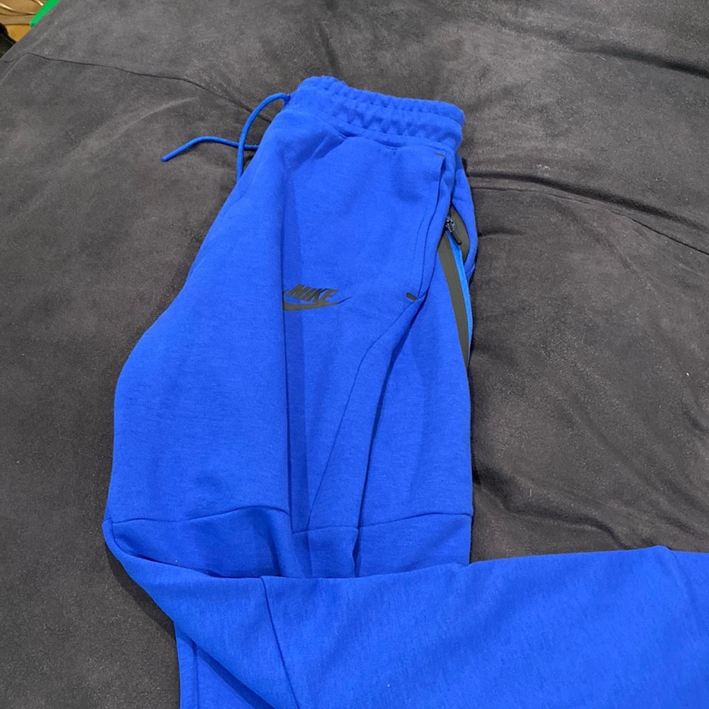 Nike kids Large new without tags